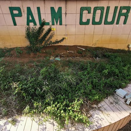 Diy Palm Court Bedroom كوانتان المظهر الخارجي الصورة